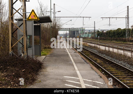 Dieses Bild zeigt den Bahnhof Horn-Bad Meinberg, einen Bahnhof in der Stadt Horn-Bad Meinberg. Der Bahnhof ist ein wichtiger Verkehrsknotenpunkt in der Region. Stockfoto