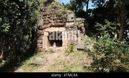 Eingang zum malerischen Religiösen geistlichen Phnom Banan Prasat Banan längst vergangene angkorianische Ruine Angkor Wat Ära 11 Century-Built durch Jayarvarman VII Battambang Kambodscha Stockfoto