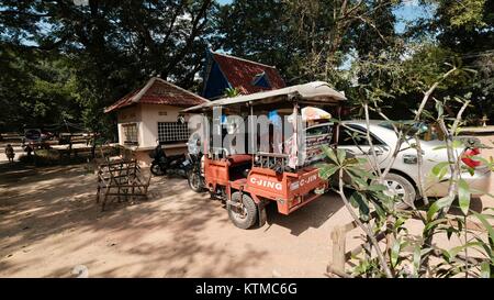 Eingang zum malerischen Religiösen geistlichen Phnom Banan Prasat Banan längst vergangene angkorianische Ruine Angkor Wat Ära 11 Century-Built durch Jayarvarman VII Battambang Kambodscha Stockfoto