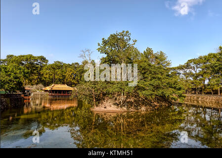 Räumlichkeiten der Alten Tu Duc königliche Grab in der Nähe von huei Vietnam Stockfoto