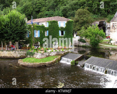 Brantome en Perigord, Hotel Le Moulin de l'Abbaye, La Dronne Fluss, Dordogne, Nouvelle-Aquitaine, Frankreich, Europa Stockfoto