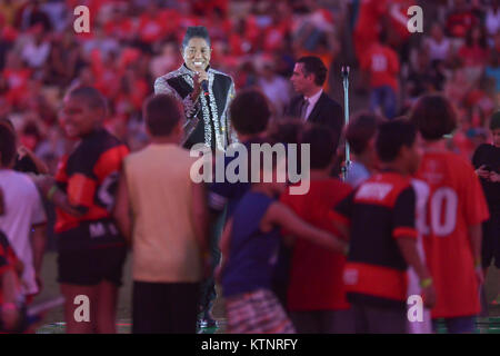 Rio De Janeiro, Brasilien. 27 Dez, 2017. Sänger Jermaine Jackson, ehemaliges Mitglied der Jackson Five Gruppe vor dem Zico Star Spiel im Maracana-Stadion in Rio de Janeiro, RJ statt. Credit: Celso Pupo/FotoArena/Alamy leben Nachrichten Stockfoto