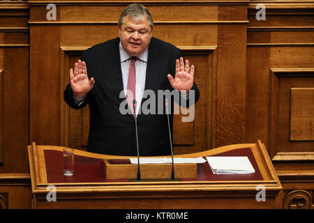 Evangelos Venizelos, griechischer Politiker, Mitglied der Sozialistischen Pasok und ehemaliger Finanzminister während Samaras Verwaltung. Stockfoto