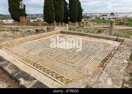 Römischer Mosaikfußboden in Italica (nördlich des heutigen Santiponce, 9 km NW von Sevilla, Spanien) ist eine wunderbare und gut erhaltene römische Stadt und der Geburtsort Stockfoto