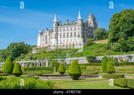 Dunrobin Castle an einem sonnigen Tag, Sutherland County, Schottland. Stockfoto