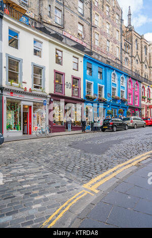 Victoria Street in Edinburgh an einem Sommernachmittag, Schottland. Stockfoto