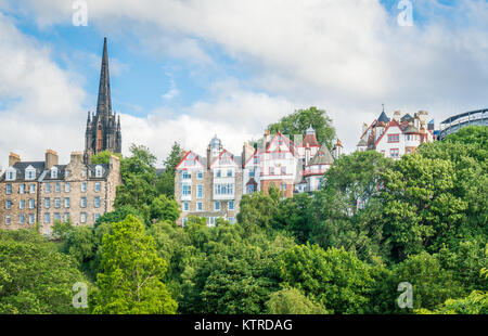 Szenische Ansicht vom von der Princes Street Gardens, Schottland. Stockfoto