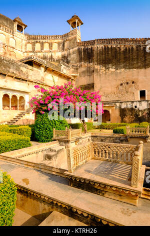 Die formale Gärten der Chitrashala (Bildergalerie) von Bundi Palace, Bundi, Rajasthan, Indien Stockfoto