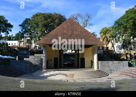 Auditorium ofr kulturelle Veranstaltungen in der städtischen Gärten, Av. Arriaga, Funchal, Portugal Stockfoto