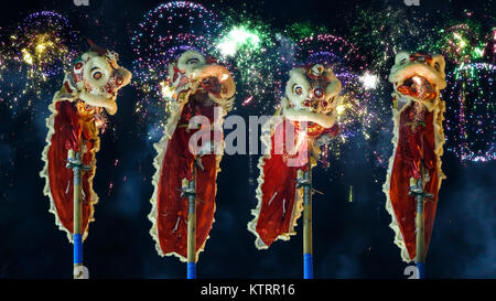 Lion Dance in Bangkok Chinatown in BANGKOK, THAILAND - Januar 12: Chinesische Löwentanz in Bangkok, Thailand am 12. Januar 2014. Lion Dance führt in Y Stockfoto