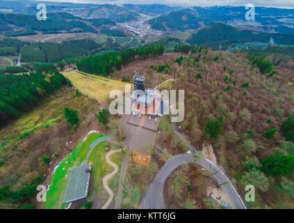 Luftbild von der Sicht Hohen Bracht in der Region Sauerland in Deutschland Stockfoto