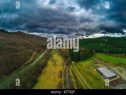 Luftbild von der Sicht Hohen Bracht in der Region Sauerland in Deutschland Stockfoto