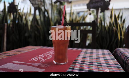 Glas Lemon Lime IceTea Nary Küche Bar Restaurant Khmer Essen Kochschule Battambang Kambodscha Frühstück Mittagessen Abendessen kambodschanischen Kochkurs Stockfoto