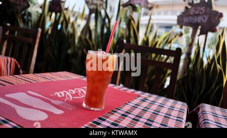 Glas Lemon Lime IceTea Nary Küche Bar Restaurant Khmer Essen Kochschule Battambang Kambodscha Frühstück Mittagessen Abendessen kambodschanischen Kochkurs Stockfoto