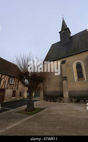 Pfarrkirche Notre Dame d Oe Frankreich Dezember 2017 Stockfoto