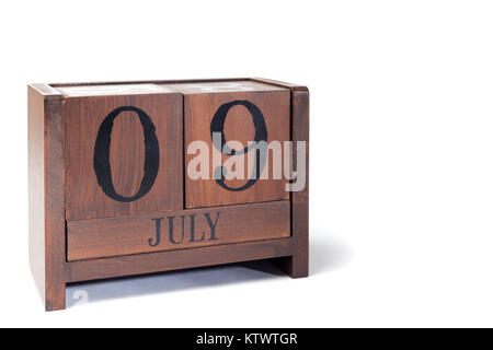 Holz- Ewiger Kalender zum 9. Juli gesetzt Stockfoto