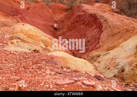 Verwitterung und Erosion auf einer offenen Fläche, Land erodiert Stockfoto