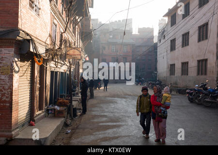 Menschen in Kathmandu street scene, Nepal Stockfoto