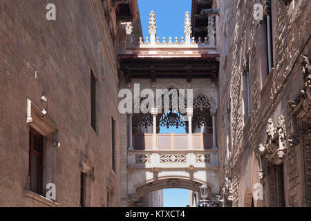 Pont del Bispe, Brücke über die Carrer del Bispe Street, Palau de la Generalitat, Barri Gotic, Barcelona, Katalonien, Spanien, Europa Stockfoto