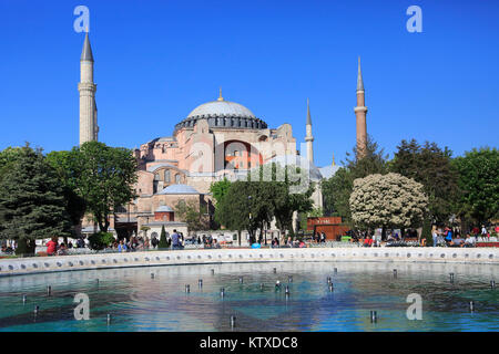 Hagia Sophia (Hagia Sophia), UNESCO-Weltkulturerbe, Sultanahmet Square Park, Istanbul, Türkei, Europa Stockfoto