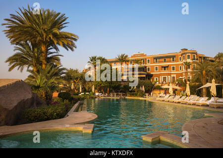 Pool im Sofitel Old Cataract Hotel, Assuan, Ägypten, Ägypten, Nordafrika, Afrika Stockfoto