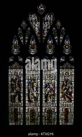 Kirchenfenster von Powell & Söhne, die Szenen aus dem Leben Jesu Christi, der Kirche St. Mary, Stratford St Mary, Suffolk, England Stockfoto