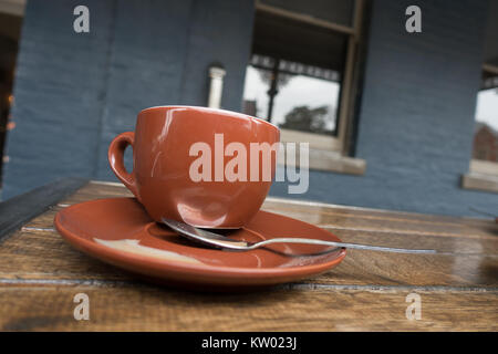 Kaffeetasse mit Untertasse von Victoria, der Hauptstadt der Welt! Stockfoto