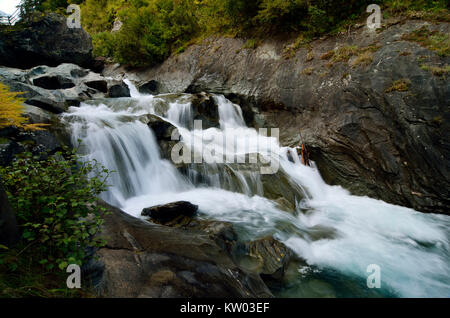 Nationalpark Hohe Tauern Osttirol, Virgental, Wasser Pfad anzeigen Umbalf?lle der Isel, Wasserschaupfad Umbalfälle der Isel Stockfoto