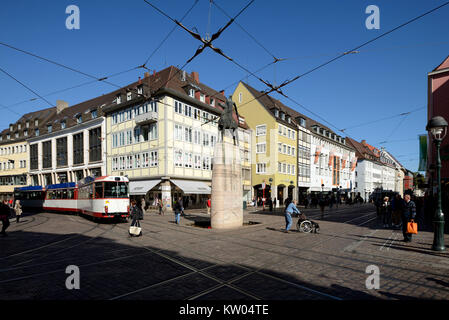 Freiburg, Kaiser Joseph Straße und Bertold ist gut, Kaiser Joseph Straße und Bertoldsbrunnen Stockfoto