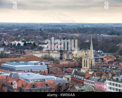 York, England, Großbritannien - 28 Januar, 2017: Von der Innenstadt von York, darunter das Schloss halten, die Landschaft von Yorkshire erstreckt sich auf die dampfenden Kühlung Stockfoto