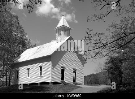 Die Methodistische Kirche in Cades Cove der Great Smoky Mountains National Park, Tennessee, USA. J.D. McCampbell, ein Schmied und Tischler, baute die Chu Stockfoto