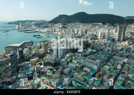 Luftaufnahme von Busan Busan City Tower. Busan, der früher als Pusan bekannt und jetzt offiziell in Busan Stockfoto