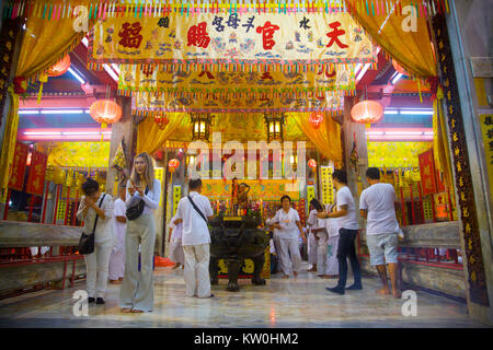 Eine chinesische Tempel in Phuket Town während der Vegetarische Festival. Thailand Stockfoto