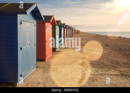 Strandhütten in Hasting, East Sussex, England Stockfoto