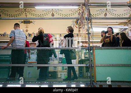 Galerie Rudolfinum, Kristof Kintera: Nervöse Bäume Ausstellung Stockfoto