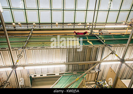 Galerie Rudolfinum, Kristof Kintera: Nervöse Bäume Ausstellung Stockfoto