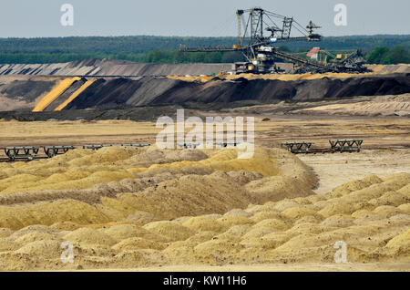 Braunkohle Tagebau, niedrige lauwarm Sitz, Braunkohle Tagebau Welzow Süd, Braunkohlentagebau, Niederlausitz, Braunkohlentagebau Welz Stockfoto