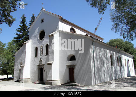 Weiße Kirche Sankt Nikolaus in Pazin, Istrien, Kroatien Stockfoto