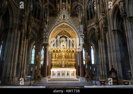 Hauptaltar der Votivkirche (Votivkirche), Wien, Österreich Stockfoto