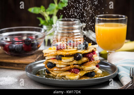 Feiern Pancake Day oder Faschingsdienstag Stockfoto