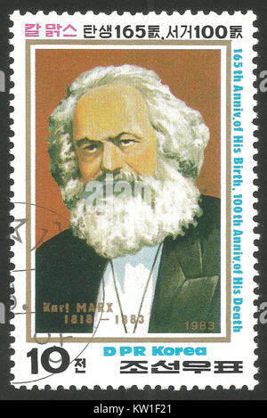 DPR Korea - Stempel 1983: Color Edition auf bedeutende Persönlichkeiten, zeigt Porträt von Karl Marx Stockfoto