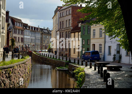 Wismar, frische Grube, mittelalterliche künstliche Stadt Wasserlauf, Frische Grube, mittelalterlicher künstlicher Stadtwasserlauf Stockfoto