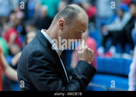 ZAGREB, KROATIEN - 29. SEPTEMBER 2017: ABA Liga KK Cedevita Zagreb vs KK FMP Beograd. Jurij Zdovc (Trainer). Stockfoto