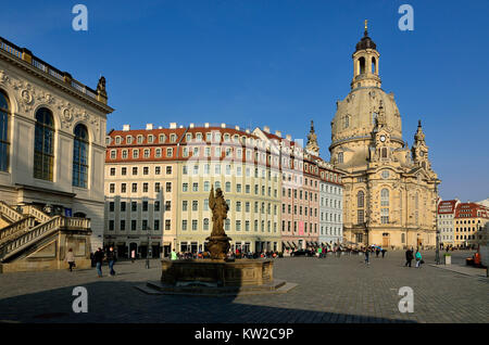 Dresden, Türke ist gut und die Kirche der Muttergottes auf J? denhof und Neuer Markt,, Türkenbrunnen und Frauenkirche in Jüdenhof und Neumarkt, Stockfoto