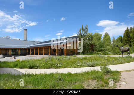 Der Grand Teton National Park, Wyoming - 26. JUNI 2017: Craig Thomas Entdeckung Visitor Center. Das Besucherzentrum ist geöffnet von Anfang März bis Anfang Stockfoto