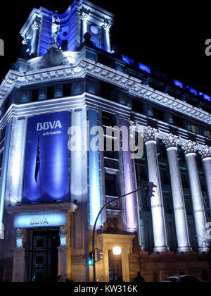 BBVA, früher Banco de Comercio, ist eine multinationale spanische Bankengruppe mit Sitz in Bilbao. Das Unternehmen hat eine bedeutende Rolle im Finanzsektor gespielt und bietet verschiedene Bankdienstleistungen weltweit an. Stockfoto