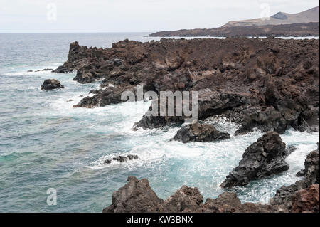 Los Hervideros, Parque Natural de los Volcanes, Lanzarote, Kanarische Inseln, Spanien Stockfoto