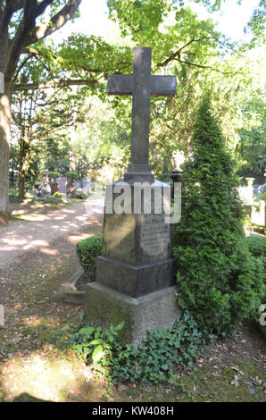 Bockenheim, Neuer Friedhof Grab 8a Rh10 14 15 Reich Stockfoto