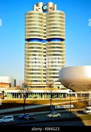 BMW-Zentrale in München Stockfoto