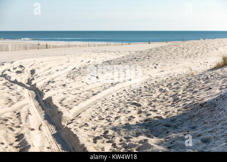 Sandy Ocean Beach in Wassermühle, NY Stockfoto